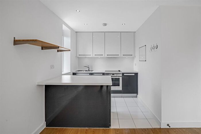 1 Bedroom Flat For Sale In Adana Building, Lewisham, SE13