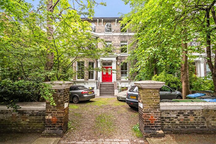 2 Bedroom Flat For Sale In Beaconsfield Road, Blackheath, London, SE3