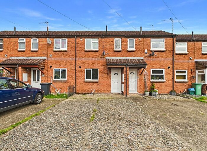 2 Bedroom Terraced House For Sale In Water Meadow, Quedgeley, GL2