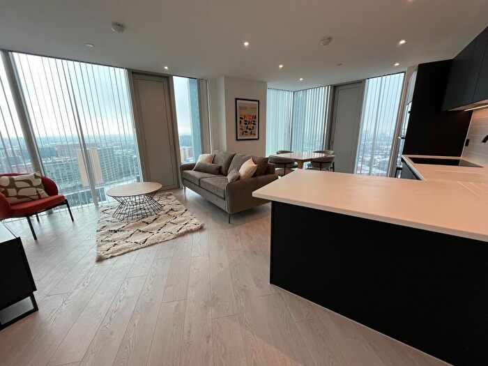 2 Bedroom Apartment To Rent In Trinity Way, Vista River Gardens, M3