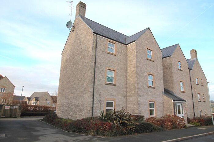 2 Bedroom Flat To Rent In Paulton, Bristol, BS39