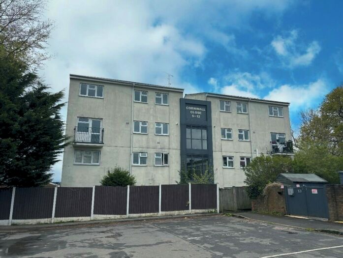 2 Bedroom Apartment To Rent In Cornwall Close; Macclesfield., SK10