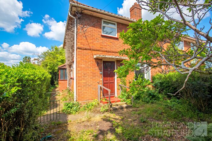 3 Bedroom Semi Detached House For Sale In Silfield Avenue, Wymondham, NR18