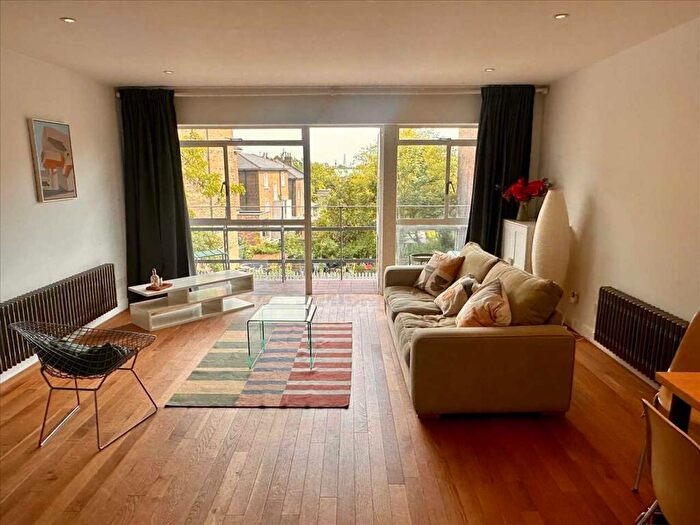 1 Bedroom Flat For Sale In Chetwynd Road, London, NW5