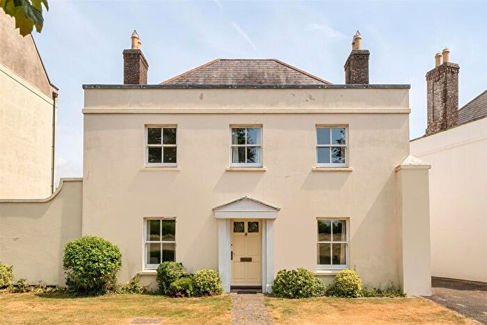 4 Bedroom Link Detached House For Sale In Holmead Walk, Poundbury, Dorchester, DT1
