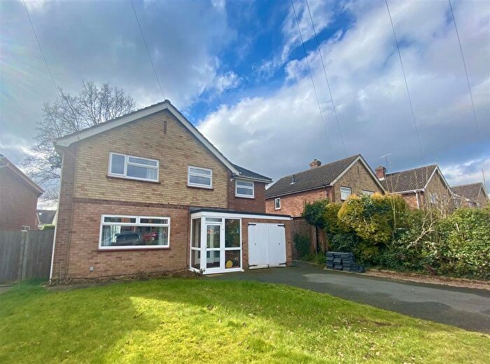 4 Bedroom Detached House To Rent In Oakfield Road, Malvern, WR14