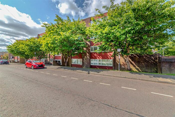 2 Bedroom Apartment To Rent In Lonsdale Court, Jesmond, NE2