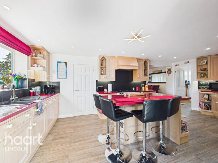 4 Bedroom Semi Detached House For Sale In Devonshire Road, Scampton, LN1