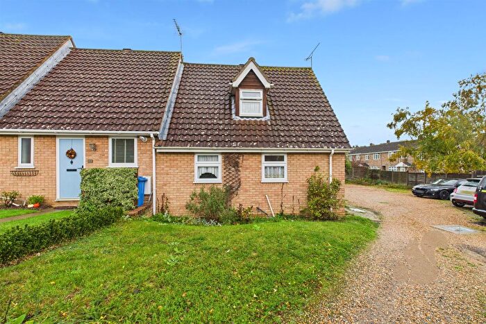 2 Bedroom End Terrace House For Sale In Aylward Close, Hadleigh, IP7