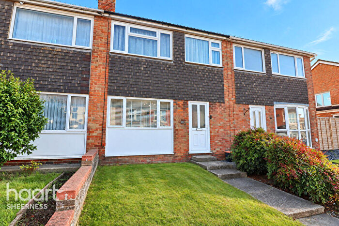 3 Bedroom Terraced House For Sale In Queenborough Road, Halfway, ME12