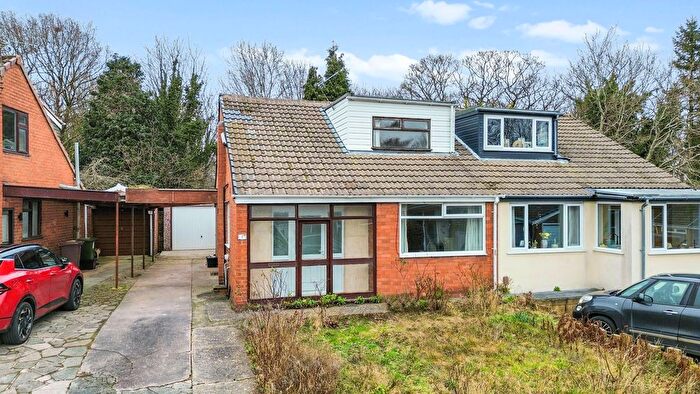 4 Bedroom Semi Detached Bungalow For Sale In Austin Avenue, Ashton-In-Makerfield, WN4
