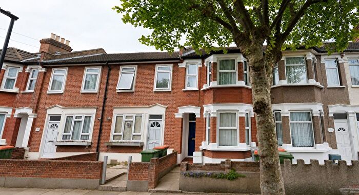 4 Bedroom Terraced House To Rent In Poulett Road, London, E6