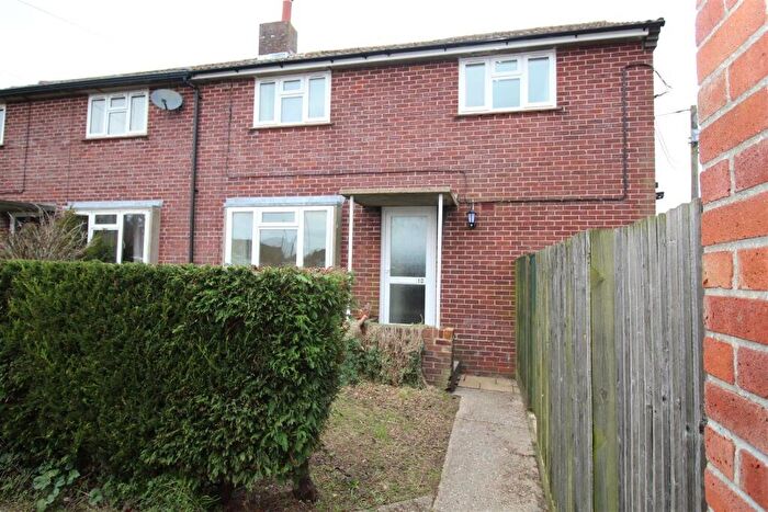 3 Bedroom Semi-Detached House To Rent In Enborne Way, Reading, RG7