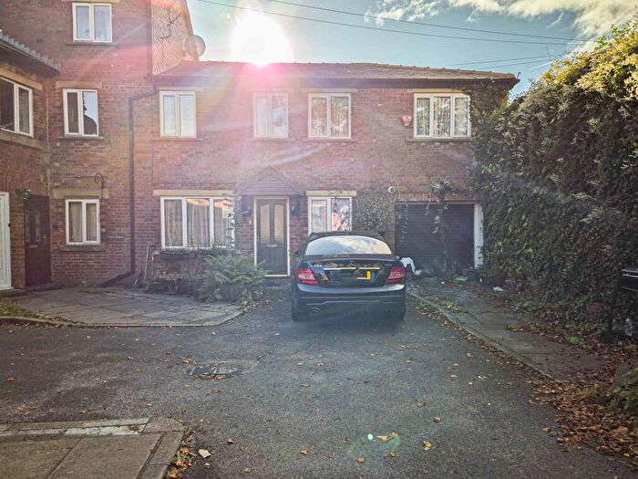 3 Bedroom Terraced House For Sale In Frederick Street, Coppice, Oldham, OL8
