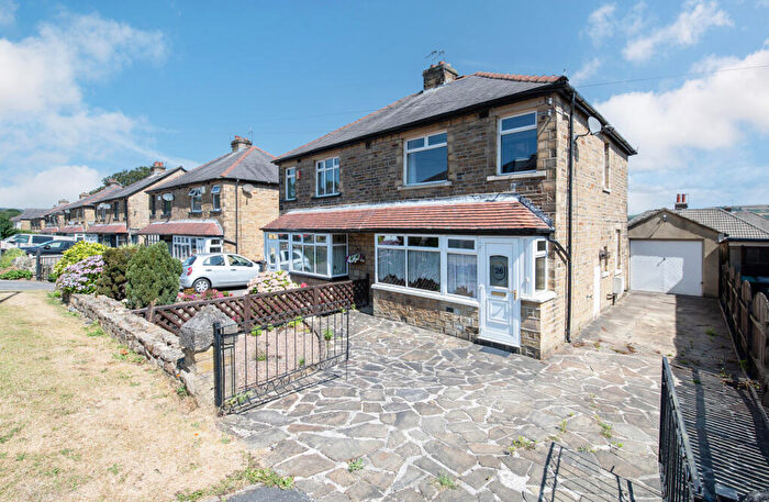 4 Bedroom Semi-Detached House For Sale In Manor Drive, Cottingley, Bingley, West Yorkshire, BD16