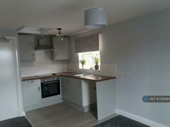 1 Bedroom Flat To Rent In White Hart Court, Market Rasen, LN8