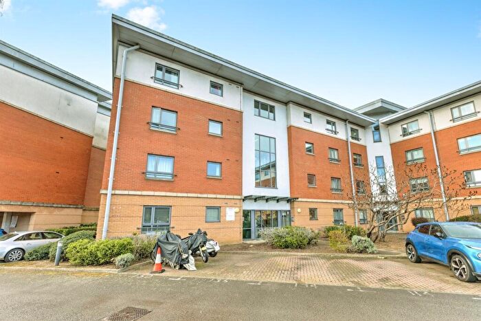 2 Bedroom Flat For Sale In West Cotton Close, Northampton, NN4