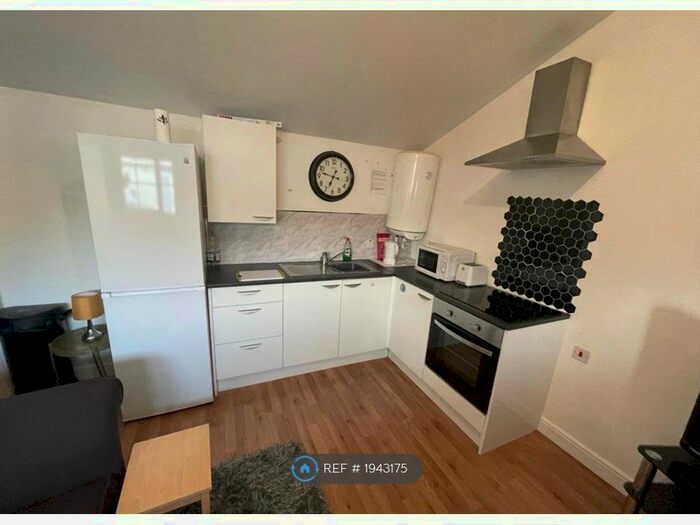 2 Bedroom Flat To Rent In Whitfield Road, Whitfield, Brackley, NN13