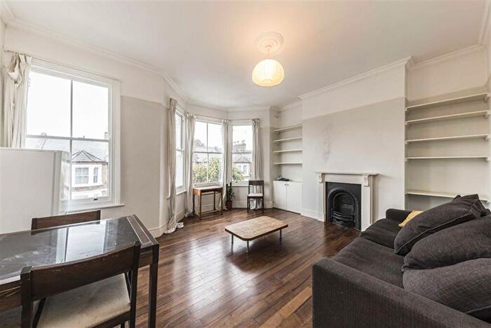 2 Bedroom Flat To Rent In Ommaney Road, New Cross, SE14
