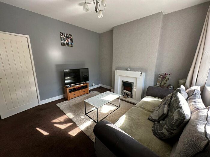 3 Bedroom End Of Terrace House For Sale In Heath Road, Stapenhill, Burton-on-Trent, DE15