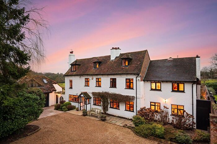 6 Bedroom Detached House For Sale In Batchworth Heath, Rickmansworth, WD3