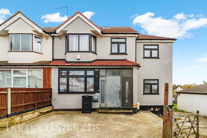 5 Bedroom Semi Detached House For Sale In Dibdin Close, Sutton, SM1