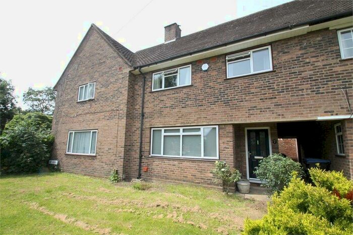 3 Bedroom Terraced House To Rent In Lee View, Lee View, EN2