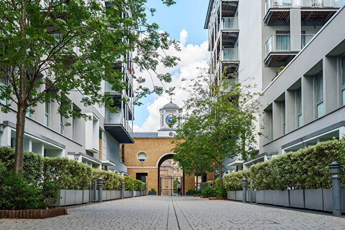 1 Bedroom Apartment To Rent In Royal Carriage Mews, Royal Arsenal, SE18