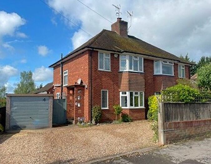 3 Bedroom Semi-Detached House For Sale In Waborne Road, Bourne End, SL8