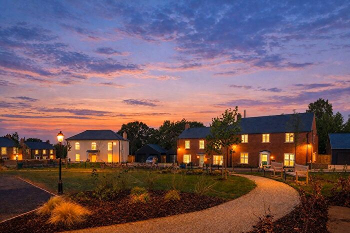 4 Bedroom Semi-Detached House For Sale In Deanfield Heights, Sibford Ferris, OX15