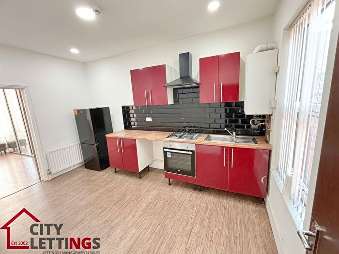 1 Bedroom Flat To Rent In Gregory Boulevard, Hyson Green, NG7