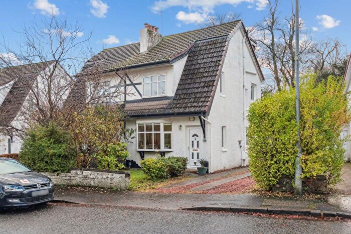 3 Bedroom Semi-Detached House For Sale In Hawthorn Avenue, Bearsden, G61