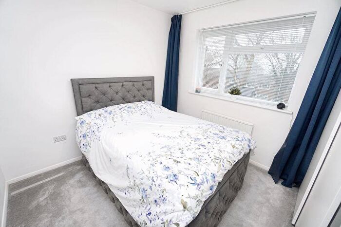 3 Bedroom Semi-Detached House For Sale In East Side, HP13