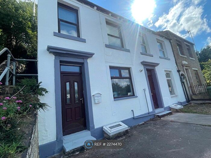 1 Bedroom Flat To Rent In Manchester Road, Huddersfield, HD4