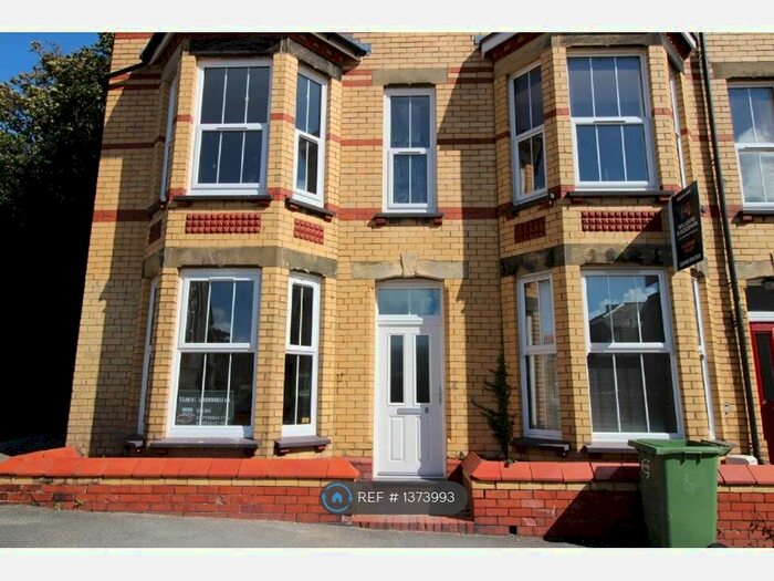 5 Bedroom End Of Terrace House To Rent In Princes Road, Bangor, LL57