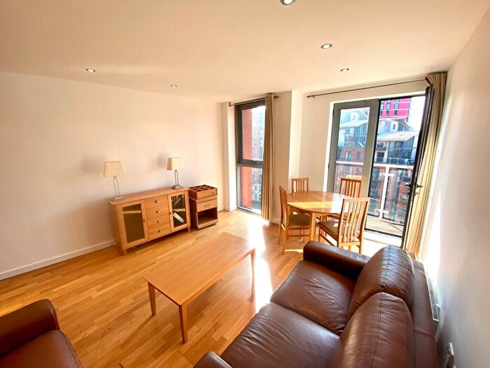 2 Bedroom Apartment To Rent In Beringa, City Island Leeds, LS12