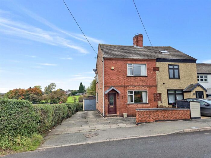 3 Bedroom Semi-Detached House For Sale In Richmond Road, Donington Le Heath, Leicestershire, LE67