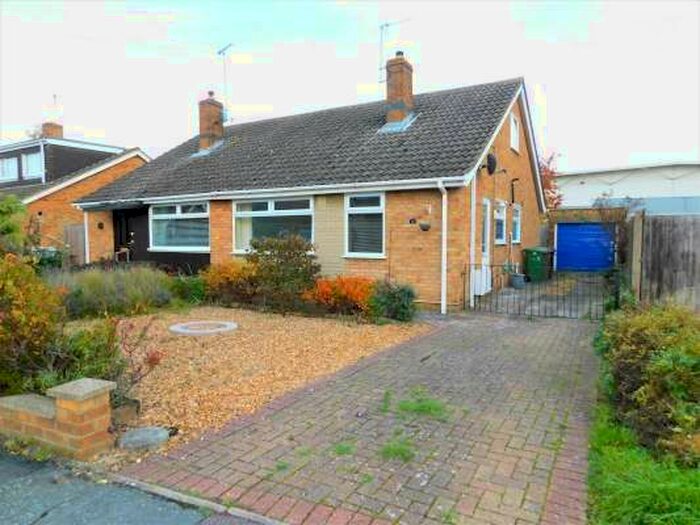 2 Bedroom Semi-Detached Bungalow To Rent In Talbot Avenue, Orton Longueville PE2