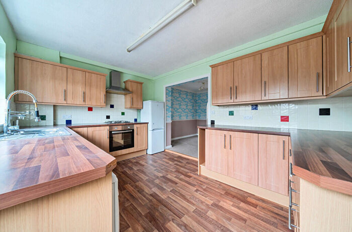 3 Bedroom Terraced House For Sale In Langford Place, Sidcup, DA14