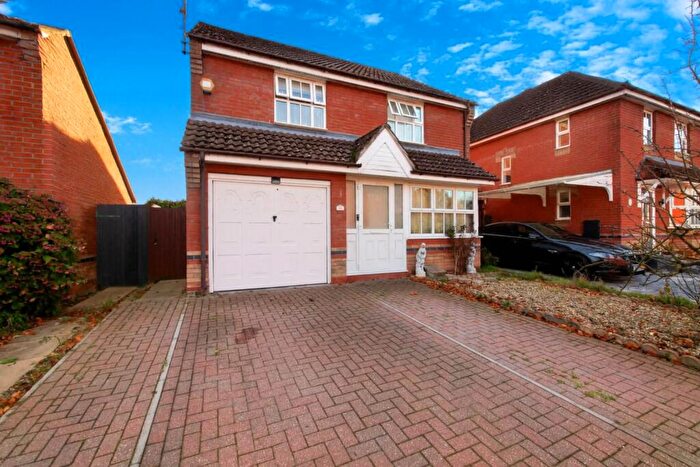3 Bedroom Detached House For Sale In Skipper Road, Pinewood. Ipswich, IP8