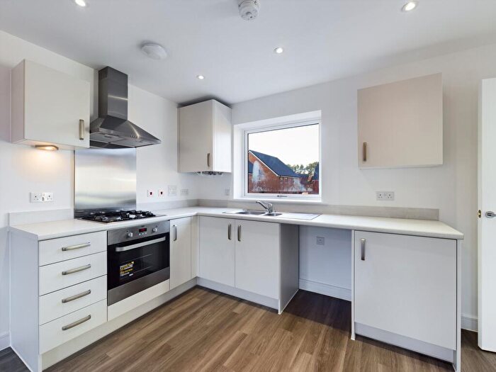2 Bedroom Coach House To Rent In Bordon, GU35
