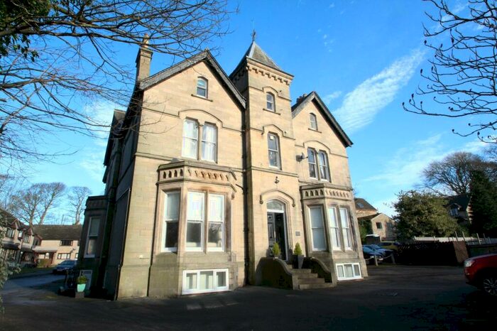 2 Bedroom Flat To Rent In Bolton Manor, Bolton Grange, Yeadon, Leeds, LS19