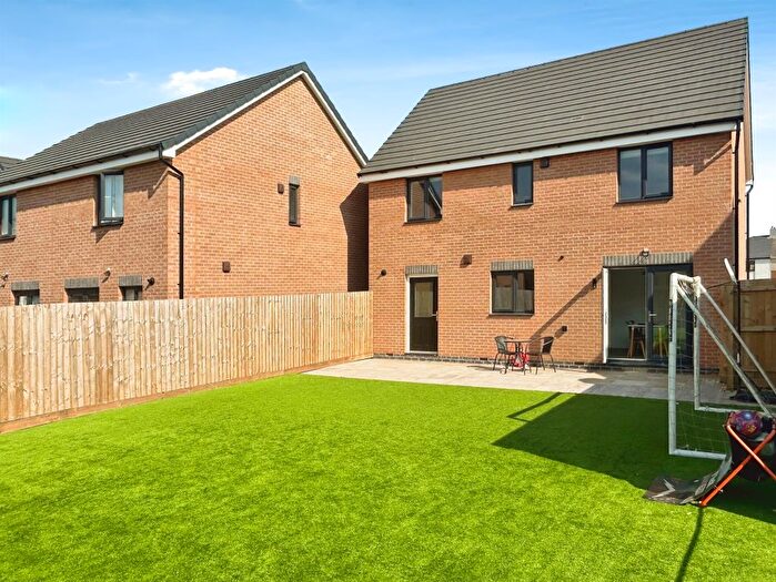 4 Bedroom Terraced House For Sale In Porth Y Gwyddel, Port Talbot, SA12