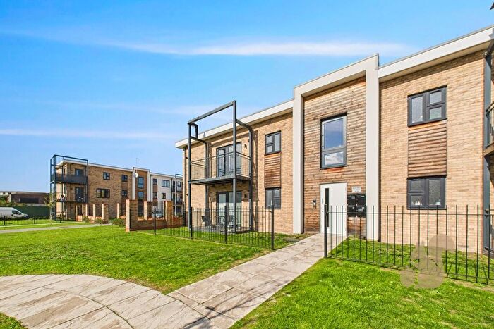2 Bedroom Flat To Rent In Barcro Square, Colchester, CO1