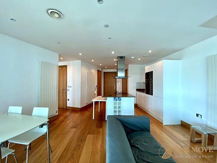 2 Bedroom Flat To Rent In Arena Tower, Crossharbour, London, E14