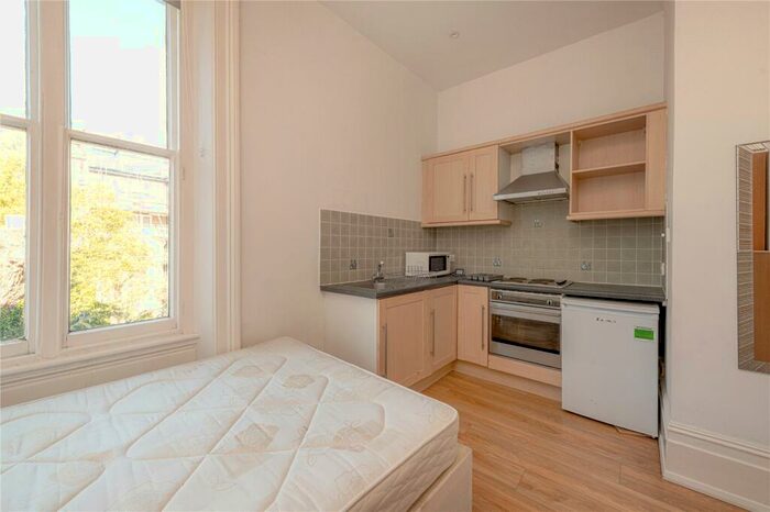 Studio To Rent In Buckland Crescent, London, NW3