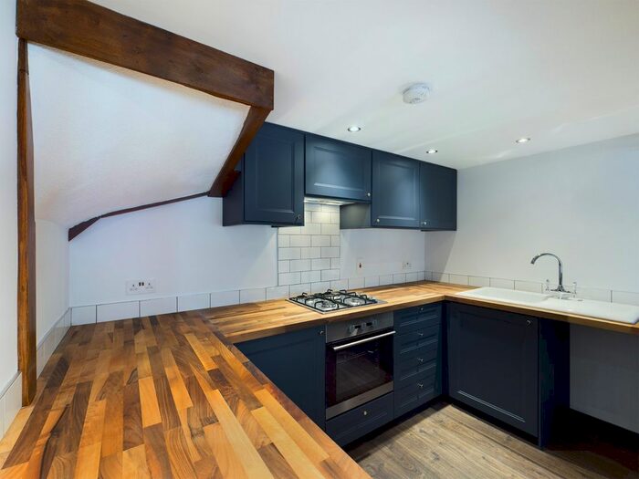 1 Bedroom Terraced House To Rent In Guildford Street, Chertsey, Surrey, KT16