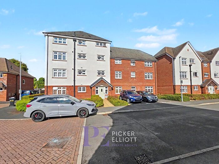 2 Bedroom Flat For Sale In Ferry Pickering Close, Hinckley, LE10