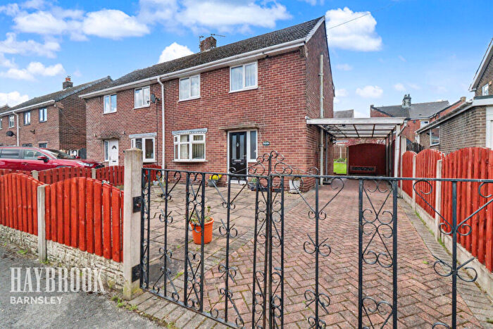 3 Bedroom Semi-Detached House For Sale In Vernon Street, Barnsley, S70