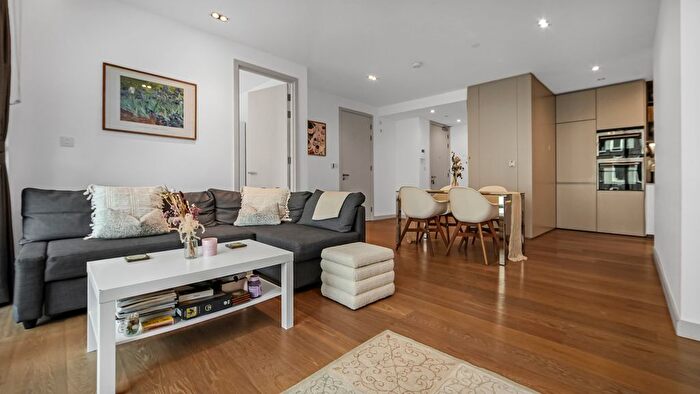 2 Bedroom Flat To Rent In Plimsoll Building, Handyside Street, Kings Cross, London, N1C